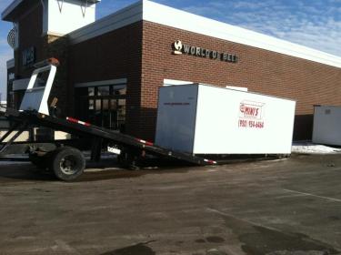 Truck unloading Go Mini's unit